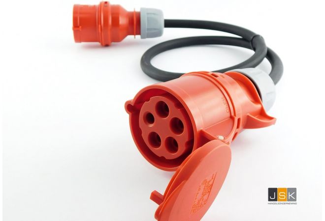 CEE Verloop adapter van 16A 4-polig Male naar CEE 16A 5-polig Female - IP44 plenswaterdicht - 164165